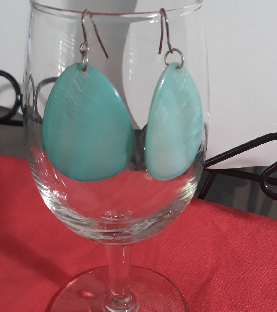 Vintage Earrings Madre Pear